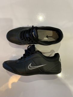 Кожаные кроссовки Nike. Оригинал