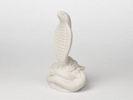 Кобра статуэтка