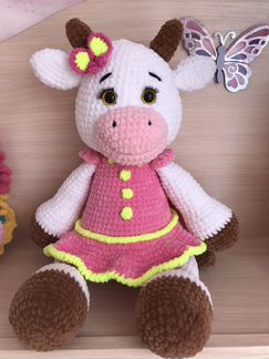 Вязаная игрушка коровка Новая