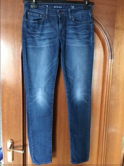 Джинсы Levis