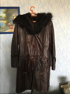 Зимнее кожаное пальто