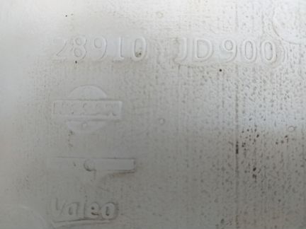 Бачок Nissan Qashqai I J10