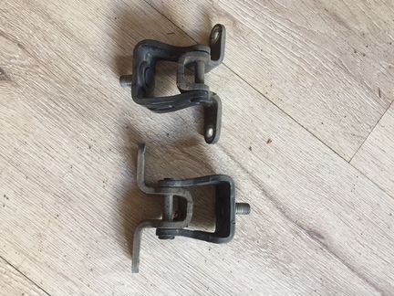 Петли крышки багажника Шкода Октавия А5