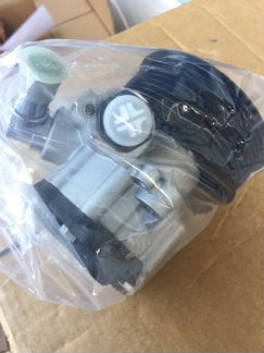 Насос гур Ленд Ровер Range Rover 3.6 LR009776