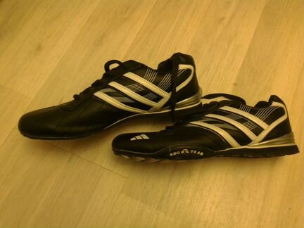 Спортивные тапочки