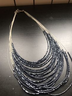 Ожерелье, бусы, колье из бисера H&M