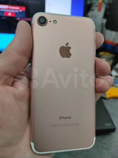 iPhone 7 розовое золото