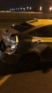 Hyundai Solaris 1.6 AT, 2012, битый, 250 000 км