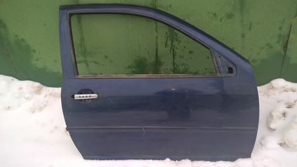 Правая дверь на 3-х дверный VW Гольф-4 1998-2003