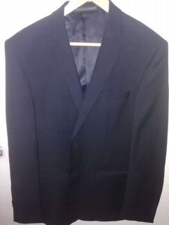 Продаю костюм армани