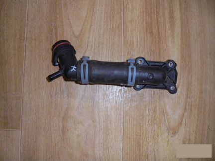 Патрубок охлаждающей жидкости Audi A7 4G 4.0tfsi