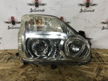 Фара правая Nissan X-Trail T31 Ксенон