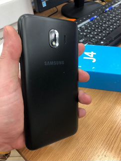 Телефон Samsung J400F/DS Galaxy J4 (2018) Black