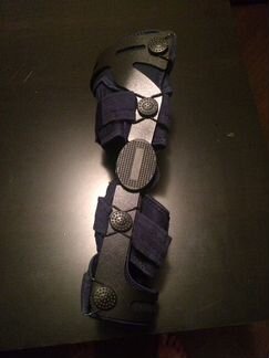 Коленный Ортез