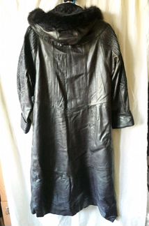 Пальто утеплённое женское кожа