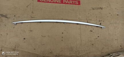 Накладка крышки багажника Lexus NX с 2014г