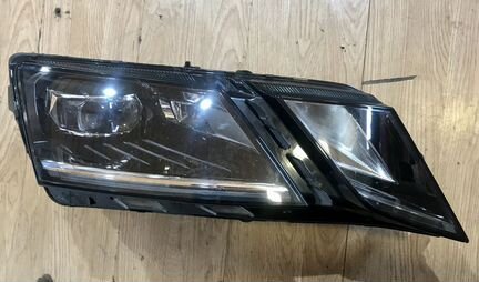 Фара правая LED Skoda Octavia A7 2017-н.в