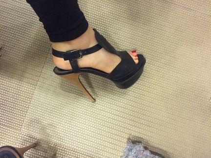 Продам туфли Marni
