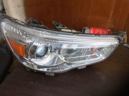 Для Мицубиси ASX фары