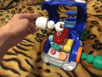 Развивающий автомобиль leap frog