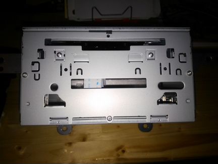 Штатная магнитола Mitsubishi Pajero 4