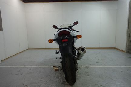 Suzuki SV400