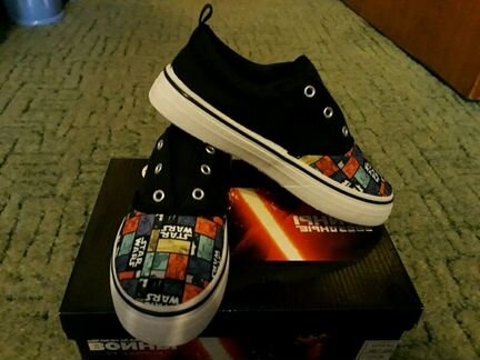 Новые кеды кроссовки 