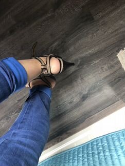 Босоножки Fergie 38 размер