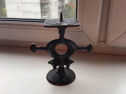 Подсвечник