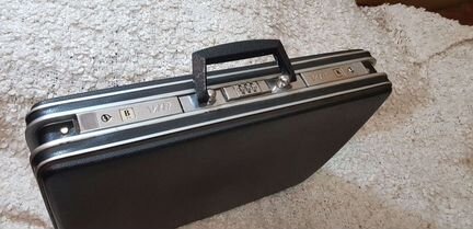 Портфель дипломат