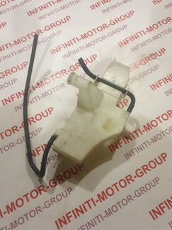 Infiniti M M25 M37 M56 Q70 расширительный бачок