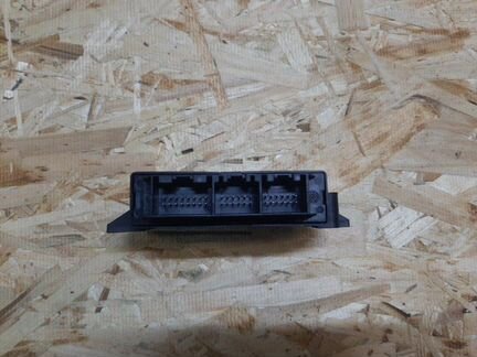 Блок парковочного ассистента Skoda Superb седан