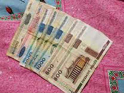 Обменять рубли на белорусские рубли в сбербанке. Деньги 2000 года. Белорусские рубли 2000 года действительны или нет. Белорусские деньги 2000 года фото. Деньги Белоруссии 2000 года фото.