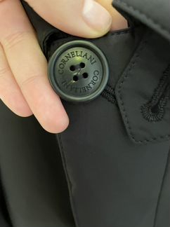 Тренч пальто corneliani
