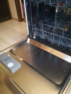 Посудомоечная машина Electrolux ESF63021