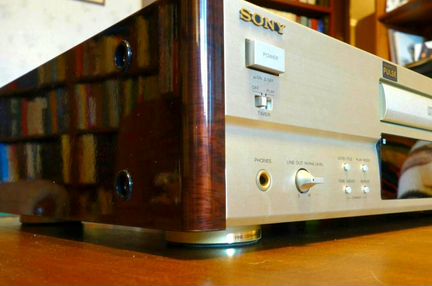 Sony проигрыватель gold
