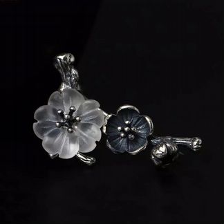 Новая серебряная брошка с сакурой от Sakura Dream